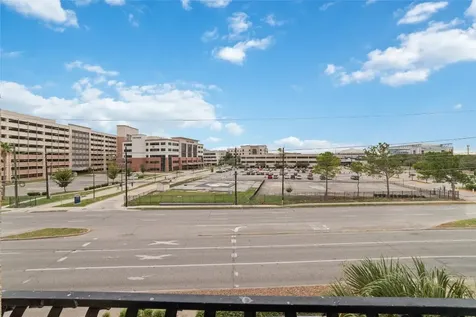 1711 Old Spanish Trail 203 Houston TX 77054