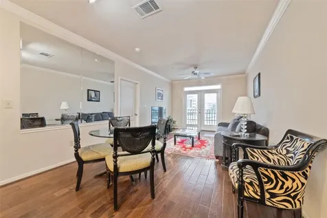 1711 Old Spanish Trail 203 Houston TX 77054
