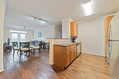 1711 Old Spanish Trail 203 Houston TX 77054