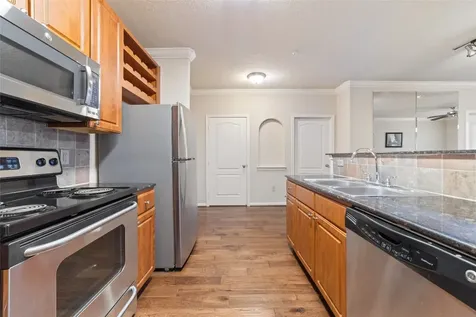 1711 Old Spanish Trail 203 Houston TX 77054