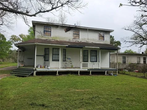607 Winding Way Street Lake Jackson TX 77566