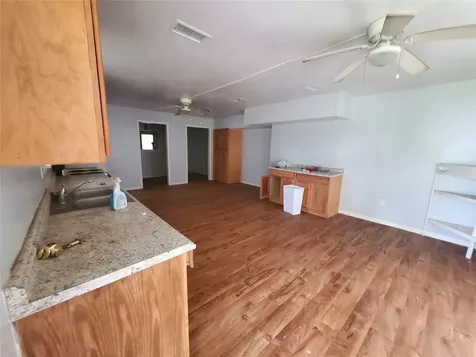 607 Winding Way Street Lake Jackson TX 77566