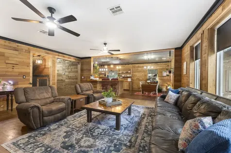 1823 Will Scarlett Street Montgomery TX 77316