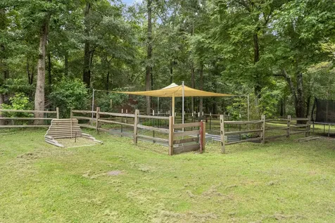 1823 Will Scarlett Street Montgomery TX 77316