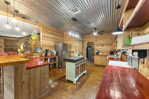 1823 Will Scarlett Street Montgomery TX 77316