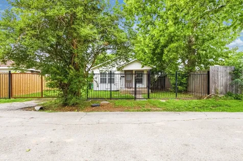 905 Dorothy Street Houston TX 77008