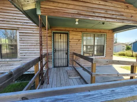 124 County Road 466 Alice TX 78332