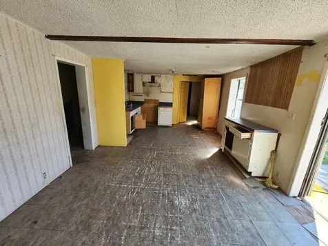 124 County Road 466 Alice TX 78332