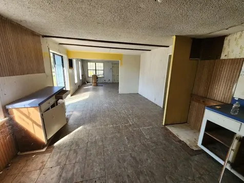 124 County Road 466 Alice TX 78332