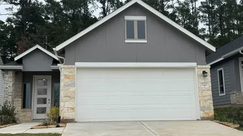 12207 Ridge Top Drive Conroe TX 77304