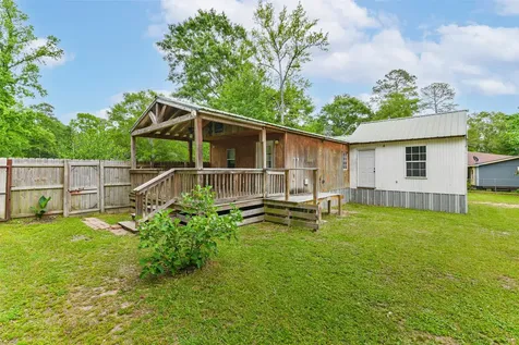 21940 Strickland Lane Cleveland TX 77328