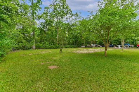 21940 Strickland Lane Cleveland TX 77328