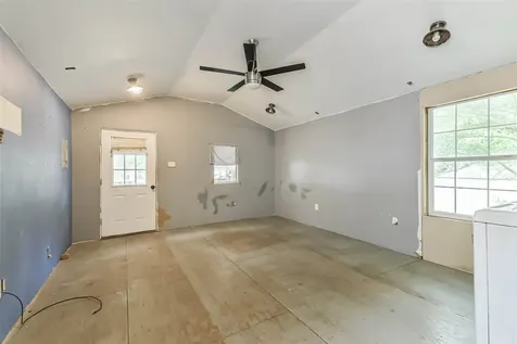 21940 Strickland Lane Cleveland TX 77328