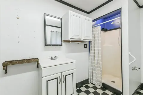 21940 Strickland Lane Cleveland TX 77328