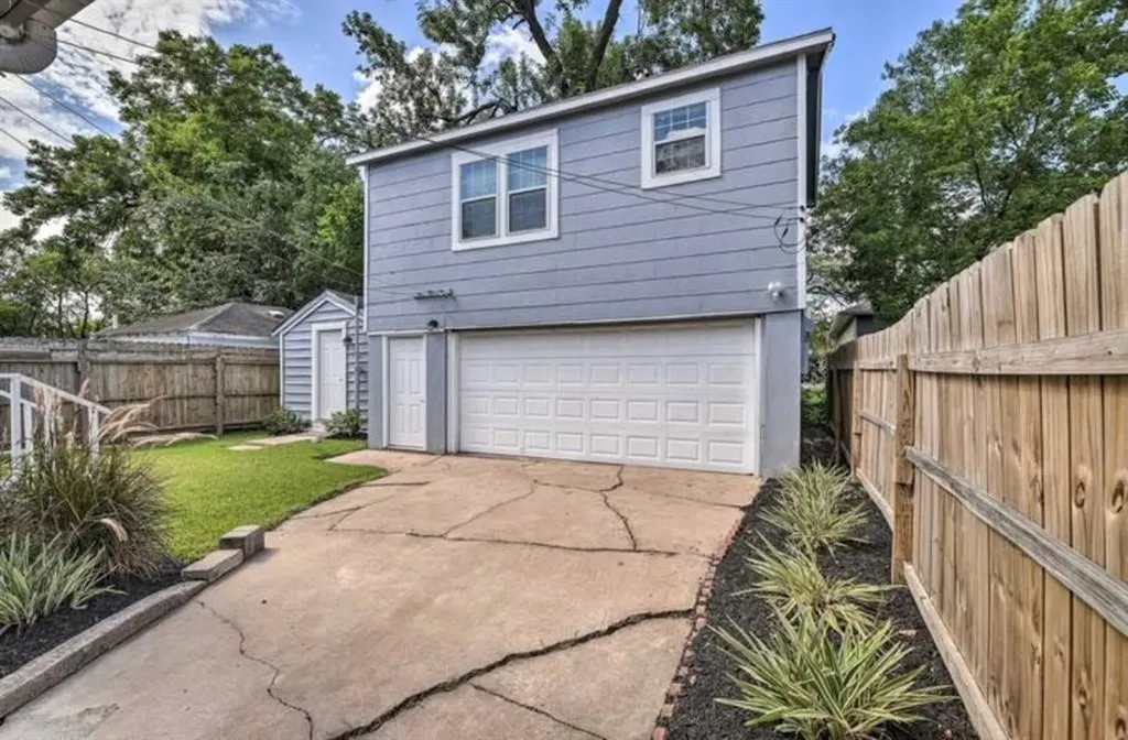 5224 Leeland Street A Houston TX 77023