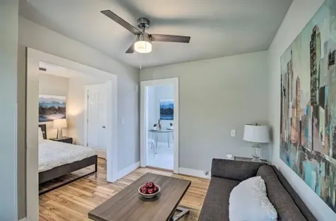 5224 Leeland Street A Houston TX 77023