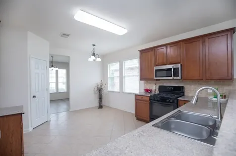 7419 Sabinal Creek Richmond TX 77407