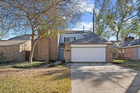 5711 Lorinowoods Drive Houston TX 77066