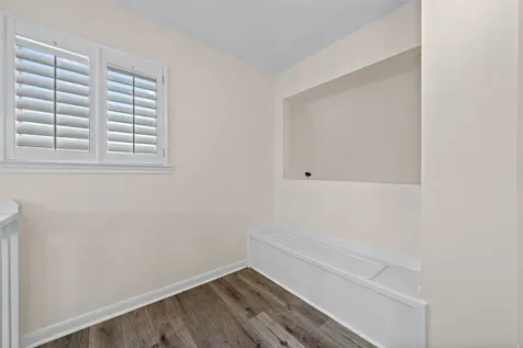 5711 Lorinowoods Drive Houston TX 77066