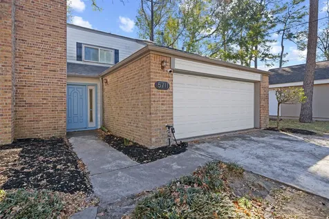 5711 Lorinowoods Drive Houston TX 77066