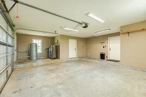 154 Horse Shoe Trail Angleton TX 77515