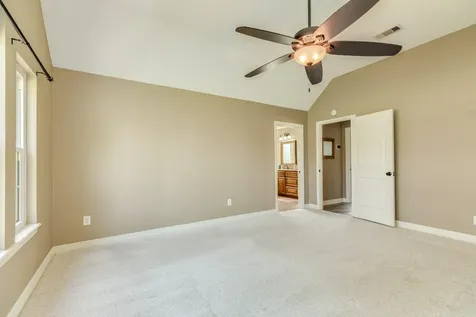 154 Horse Shoe Trail Angleton TX 77515