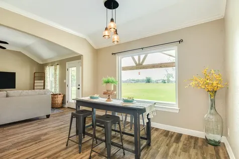 154 Horse Shoe Trail Angleton TX 77515