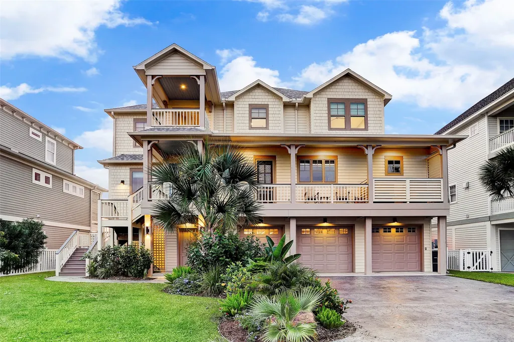 3126 Lafittes Point Galveston TX 77554