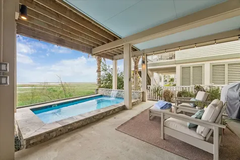 3126 Lafittes Point Galveston TX 77554