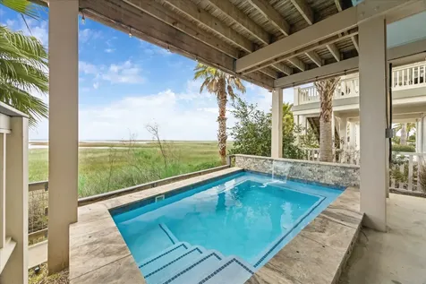 3126 Lafittes Point Galveston TX 77554