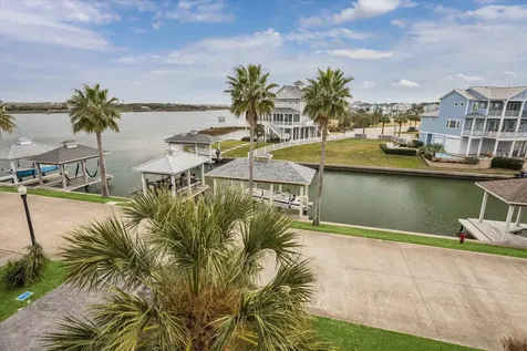 3126 Lafittes Point Galveston TX 77554