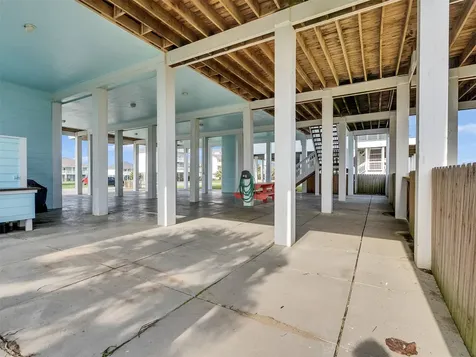 2276 Trinidad Drive Crystal Beach TX 77650