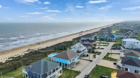2276 Trinidad Drive Crystal Beach TX 77650