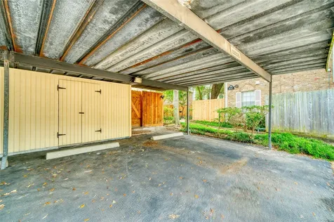 13376 Trail Hollow Drive 3376 Houston TX 77079