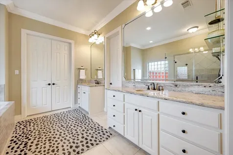 51 Deerwood Court Lake Jackson TX 77566