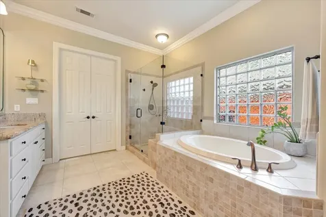 51 Deerwood Court Lake Jackson TX 77566