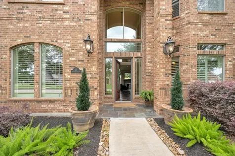 51 Deerwood Court Lake Jackson TX 77566