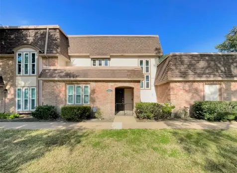 2805 Cambridge Lane Missouri City TX 77459