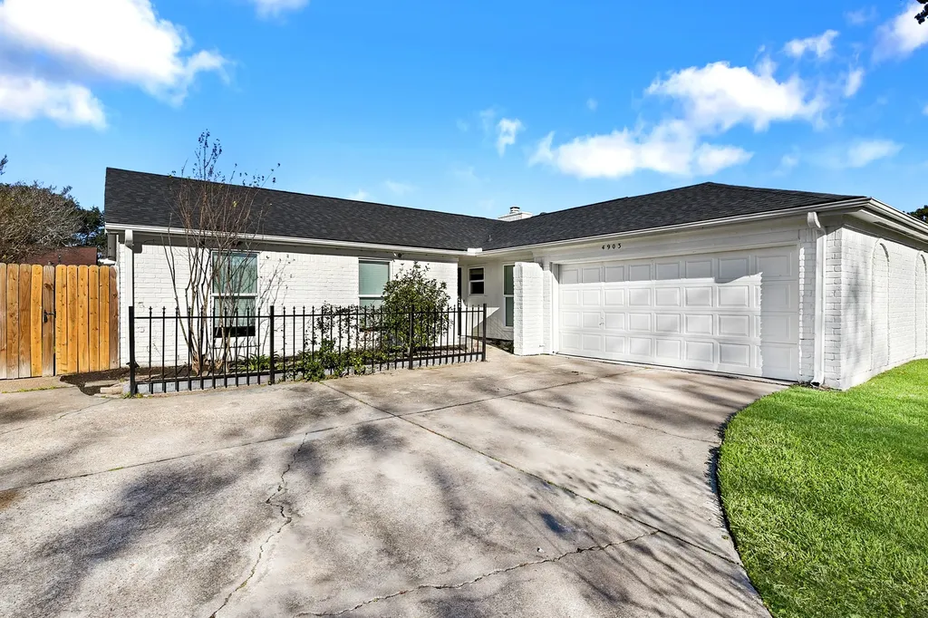 4903 Cairnleigh Drive Houston TX 77084
