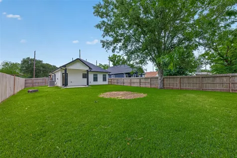 14225 W Richmond Street Needville TX 77461