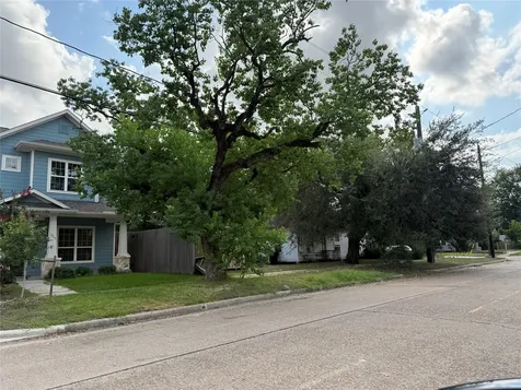 3420 Delano Street Houston TX 77004