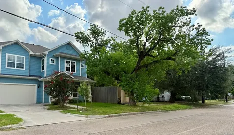 3420 Delano Street Houston TX 77004