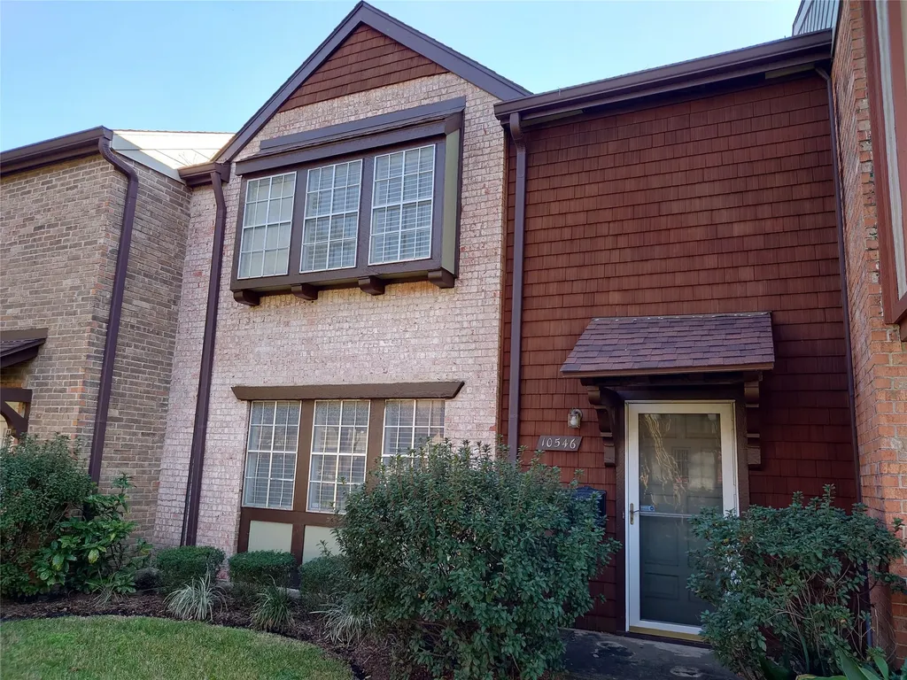 10546 Hammerly Boulevard 323 Houston TX 77043