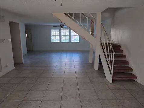 10546 Hammerly Boulevard 323 Houston TX 77043