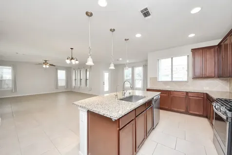 5118 Kingship Court Katy TX 77493