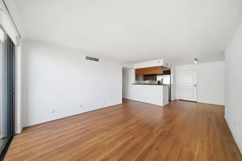 3525 Sage Road 1014 Houston TX 77056