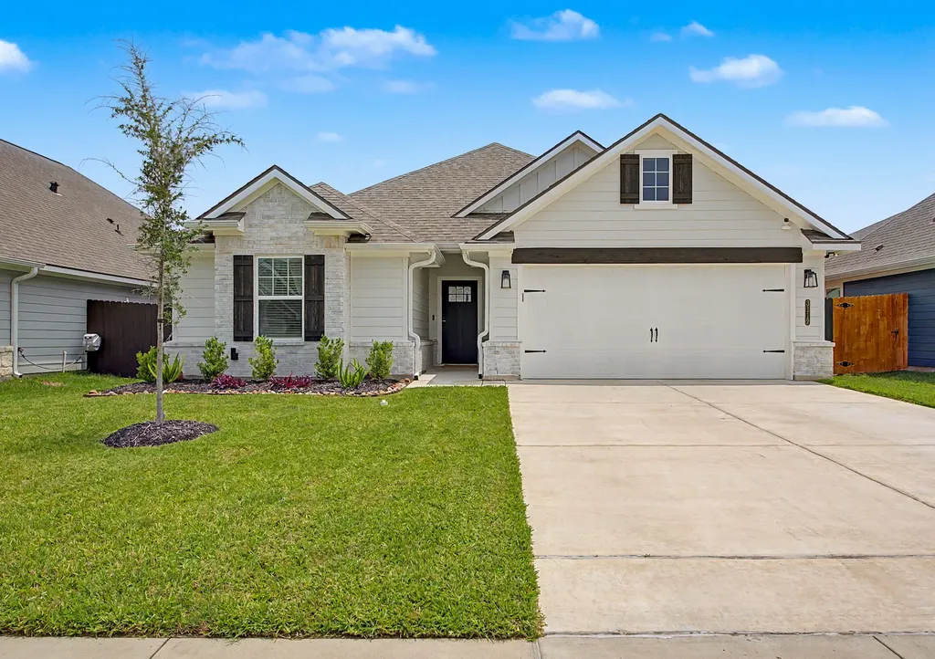 3112 Margaret Rudder Parkway Bryan TX 77808