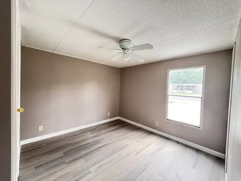 221 Morris Huntsville TX 77320