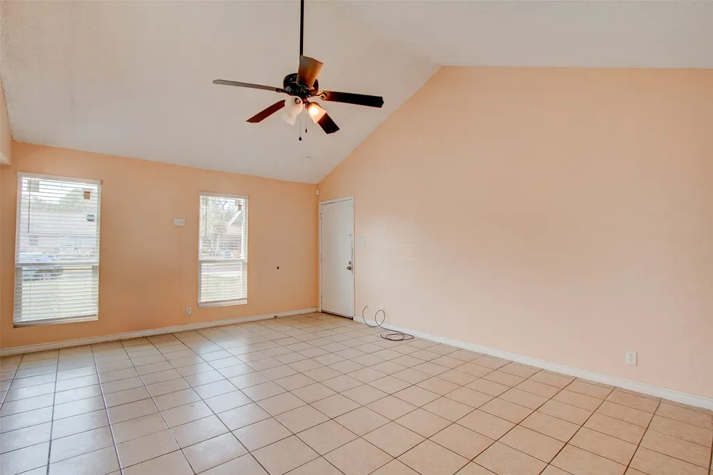 10621 Lanshire Drive A Austin TX 78758