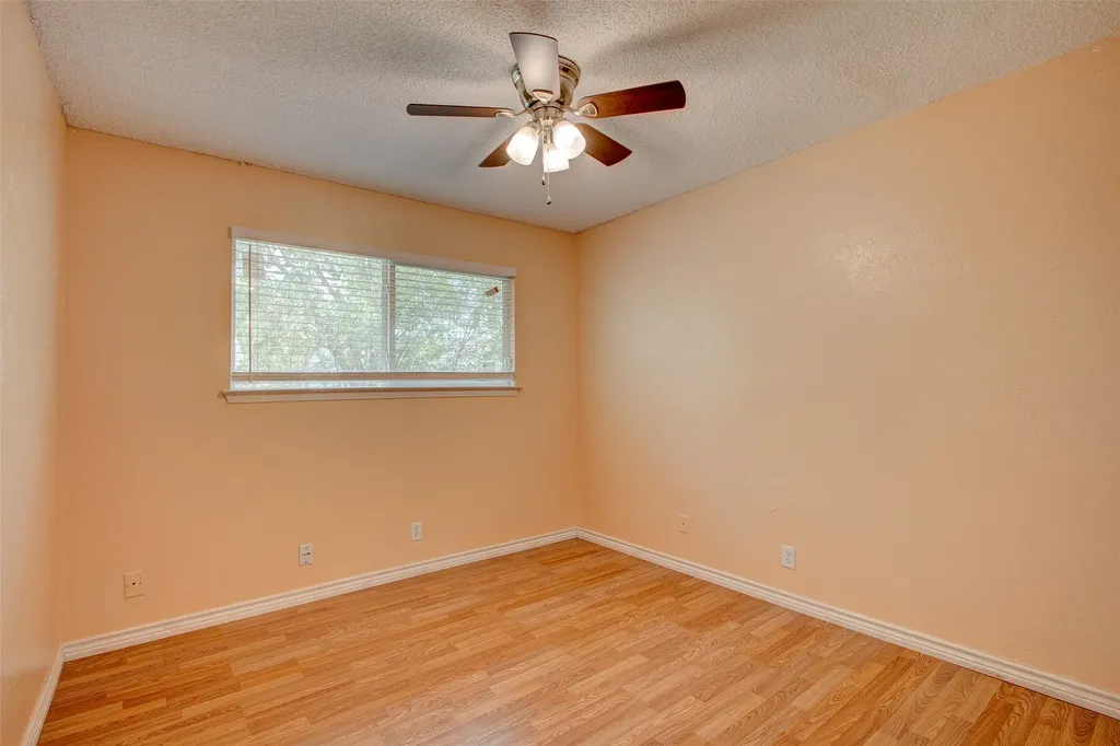 10621 Lanshire Drive A Austin TX 78758